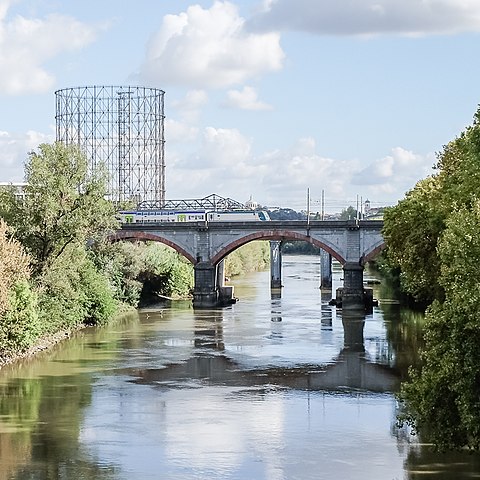 Il Ponte di Ferro, chiamato anche Ponte dell'Industria, a Roma