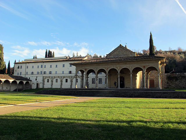 Uno scorcio del Santuario di Santa Maria delle Grazie, situato all'incrocio di viale Mecenate ad Arezzo