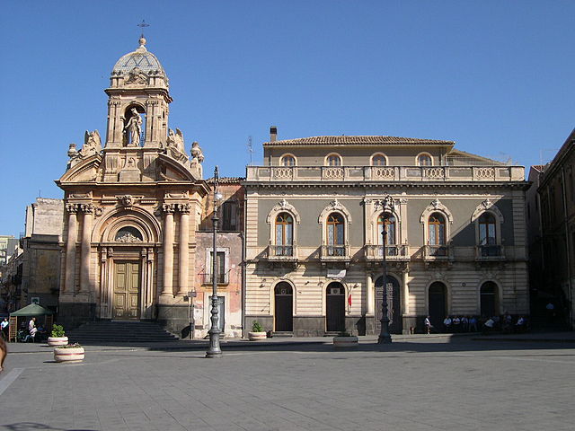 Uno scorcio della Chiesa di Santa Maria del Rosario a Biancavilla in provincia di Catania
