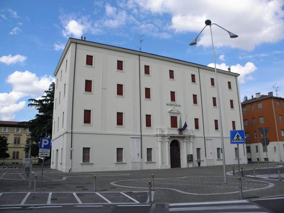 Uno scorcio del Palazzo Comunale di Castel Maggiore in provincia di Bologna