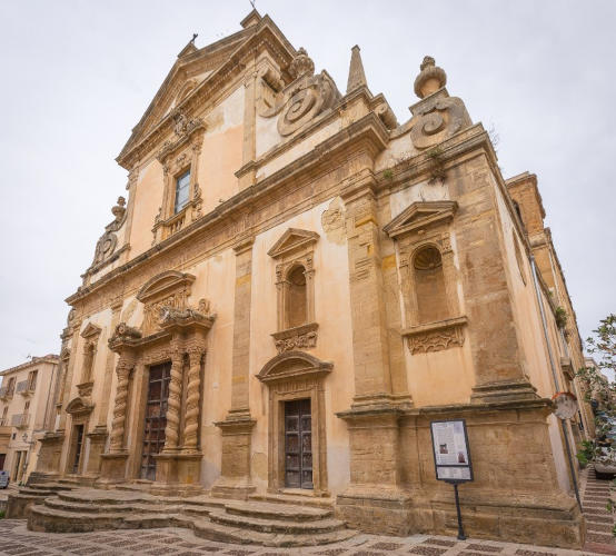 La Chiesa Madre di Salemi, intitolata a San Nicola di Bari, dove sono stati celebrati i funerali di Marisa Leo
