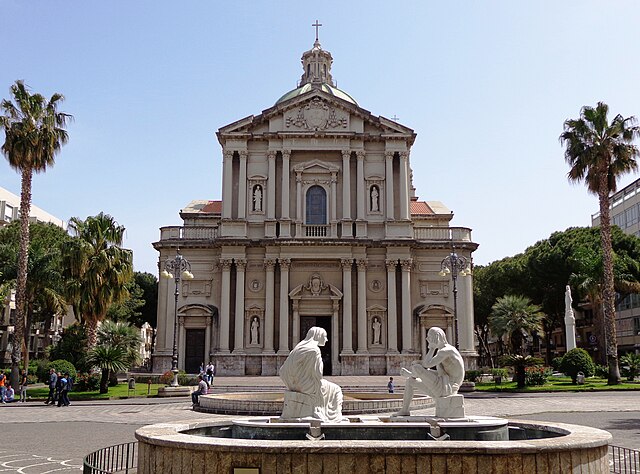 Uno scorcio della Basilica minore di San Sebastiano in Piazza Duomo a Barcellona Pozzo di Gotto in provincia di Messina