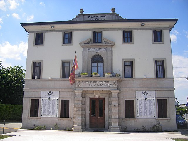 Uno scorcio del Municipio di Vigonza in provincia di Padova
