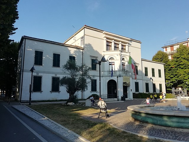 Uno scorcio del municipio di Spinea in provincia di Venezia