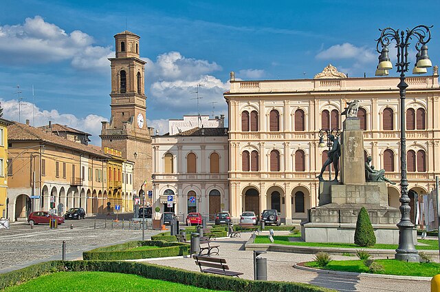 Uno scorcio di Piazza Unità d'Italia a Novellara in provincia di Reggio Emilia