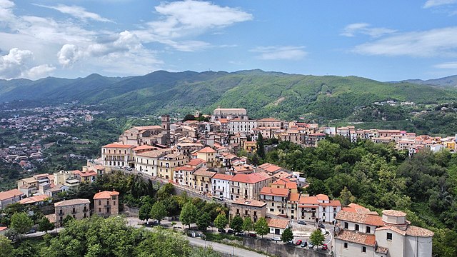 Uno scorcio panoramico dall'alto del centro storico di Rende in provincia di Cosenza