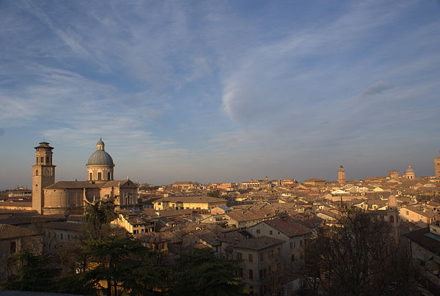 Uno scorcio panoramico dall'alto di Reggio Emilia