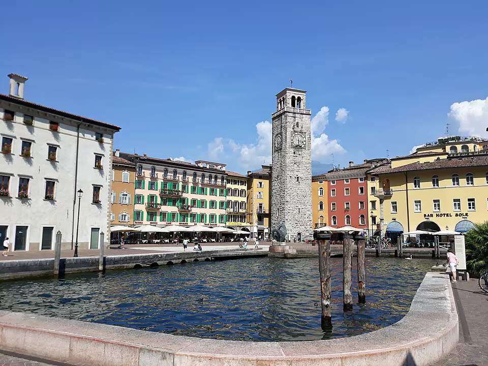 Uno scorcio di Riva del Garda in provincia di Trento
