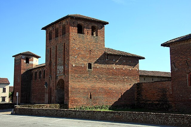 Uno scorcio del Castello di Scaldasole in provincia di Pavia
